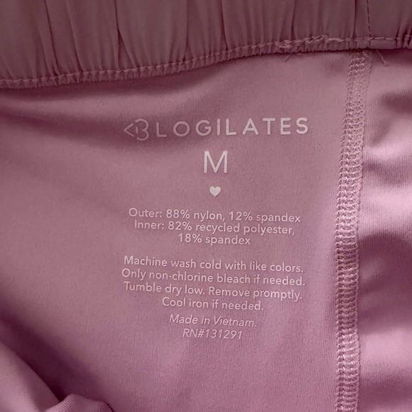 VIRAL Blogilates Pink Ruffle Workout Set - Picture 9 of 11